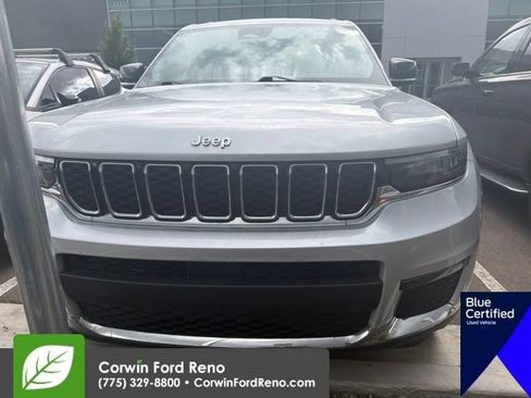 Used 2022 Jeep Grand Cherokee L Limited AWD/4WD image 2