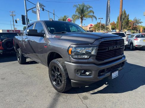 Used 2021 RAM 2500 Big Horn w/ Night Edition image 2