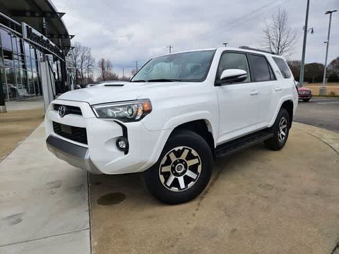 Used 2024 Toyota 4Runner TRD Off-Road Premium AWD/4WD image 1