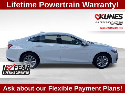 Used 2024 Chevrolet Malibu LT image 3