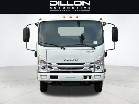 Used 2024 Isuzu NPR RWD image 6
