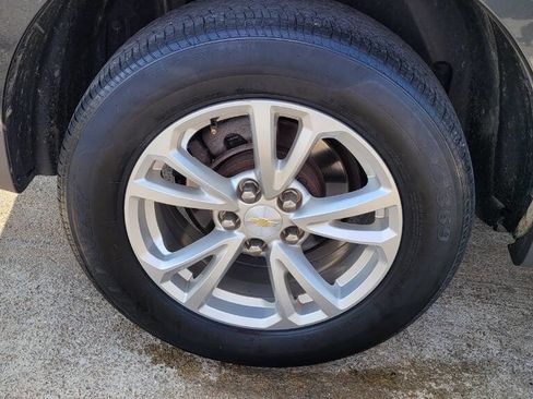 Used 2017 Chevrolet Equinox LT w/ Convenience Package image 20