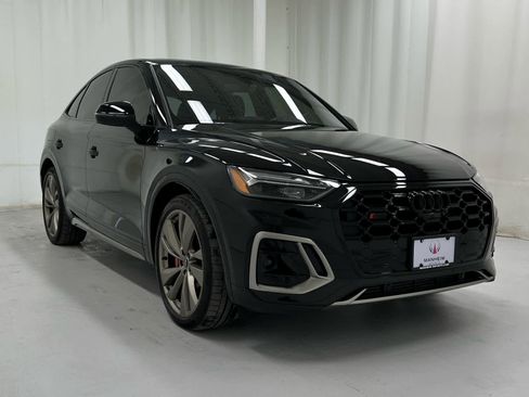 Used 2025 Audi SQ5 Premium Plus w/ Premium Plus Package image 2