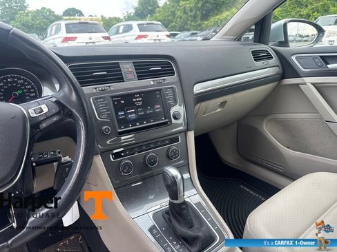 Used 2017 Volkswagen Golf Alltrack S AWD/4WD image 16