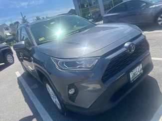 Used 2020 Toyota RAV4 XLE w/ Convenience Package AWD/4WD video 1