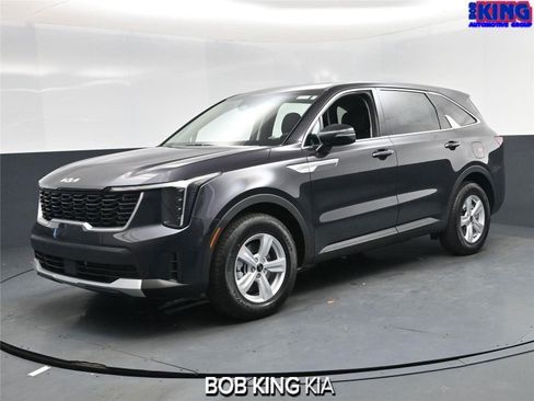 New 2026 Kia Sorento LX image 1