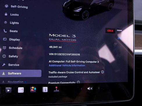 Used 2022 Tesla Model 3 Performance AWD/4WD image 30