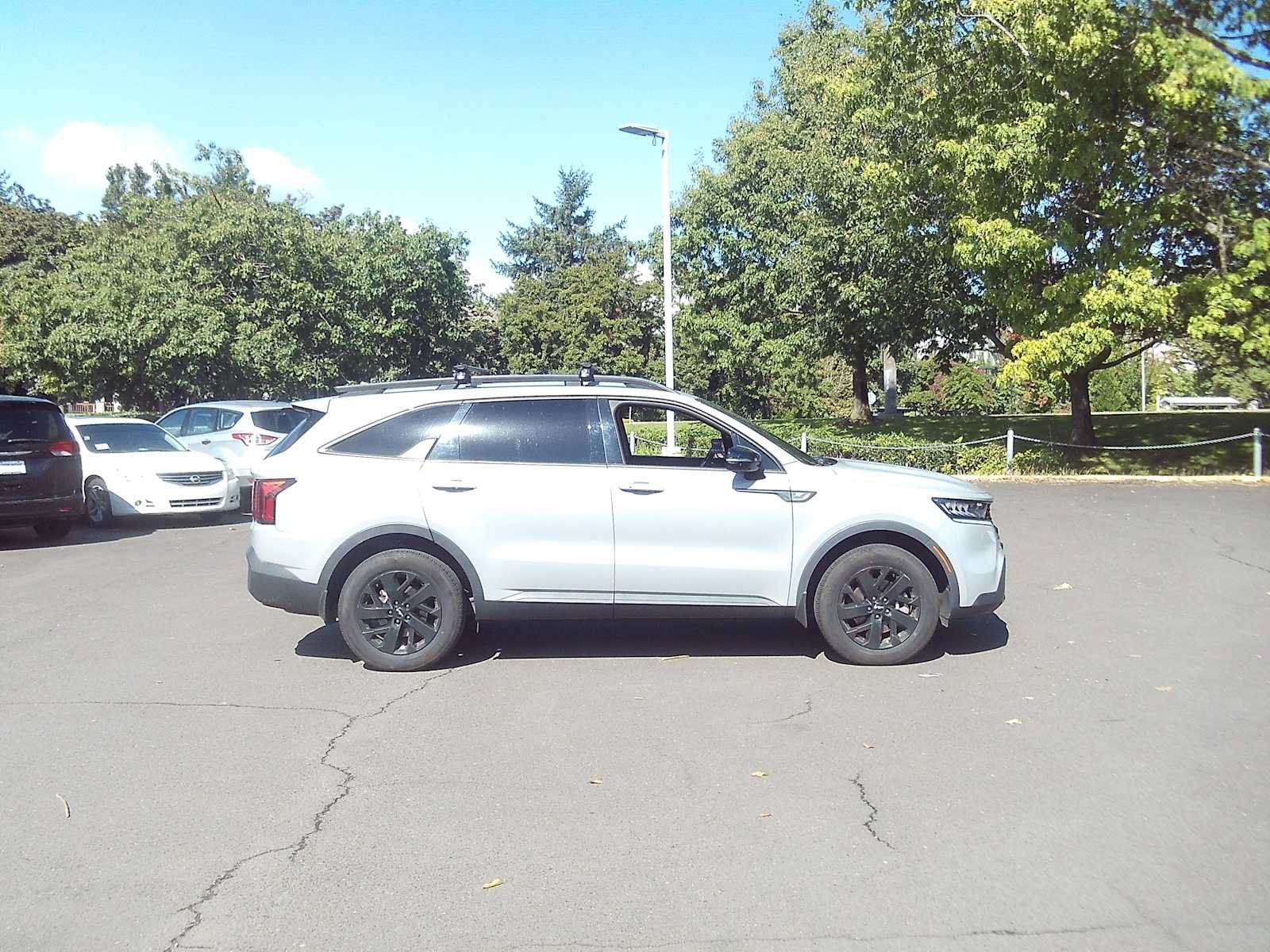 Used 2022 Kia Sorento S AWD/4WD image 6