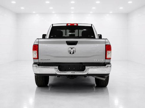 Used 2024 RAM 2500 Big Horn w/ Bed Utility Group AWD/4WD image 4