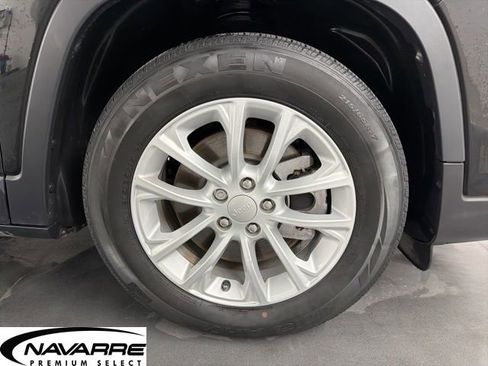 Used 2021 Jeep Cherokee Latitude image 10