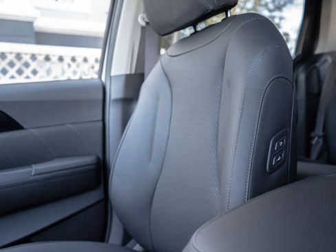 New 2026 Kia Carnival SX Prestige image 31