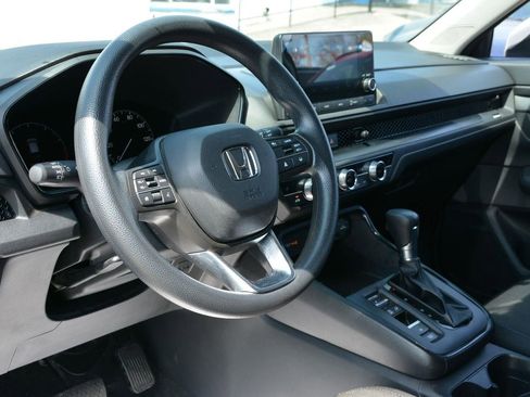 Used 2023 Honda CR-V EX image 8