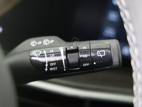 New 2025 Kia Sorento X-Line EX image 24