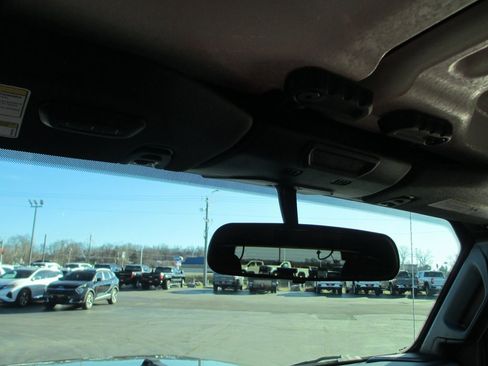 Used 2022 Jeep Wrangler Unlimited Sport image 25