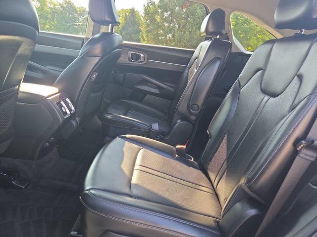 Certified 2023 Kia Sorento EX FWD image 14