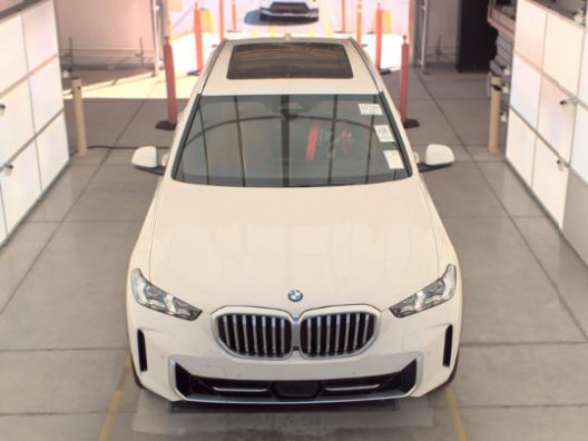 Used 2024 BMW X5 xDrive40i w/ Premium Package AWD/4WD image 6