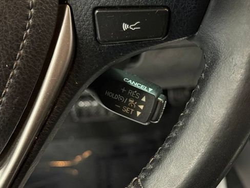 Used 2018 Toyota RAV4 XLE w/ Convenience Package AWD/4WD image 19