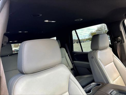 Used 2024 Chevrolet Tahoe LT image 23