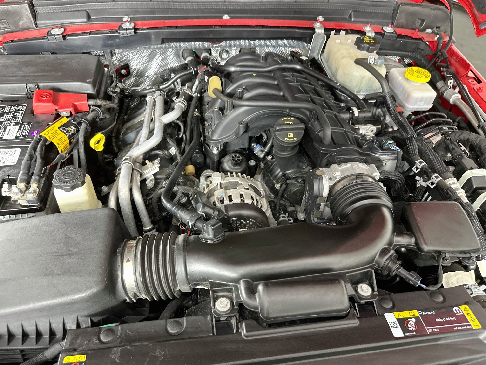 Used 2024 Jeep Wrangler Unlimited Sport AWD/4WD image 31