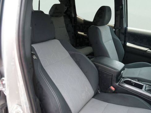 Used 2023 Toyota Tacoma TRD Sport AWD/4WD image 19