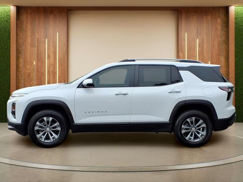 New 2027 Chevrolet Equinox LT w/ Convenience Package II FWD image 29