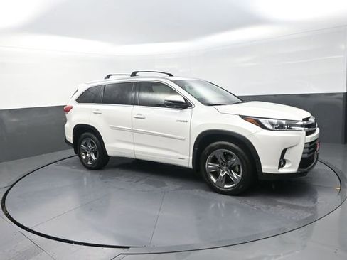 Used 2019 Toyota Highlander Limited Platinum w/ Protection Package #3 AWD/4WD image 26