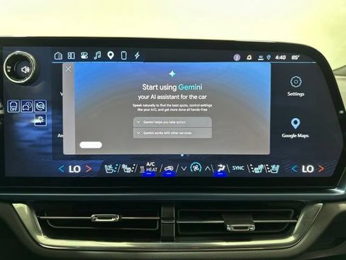 Used 2024 Chevrolet Equinox EV LT w/ Active Safety Package 3 FWD image 22
