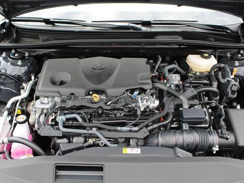 Certified 2026 Toyota Camry SE FWD image 14