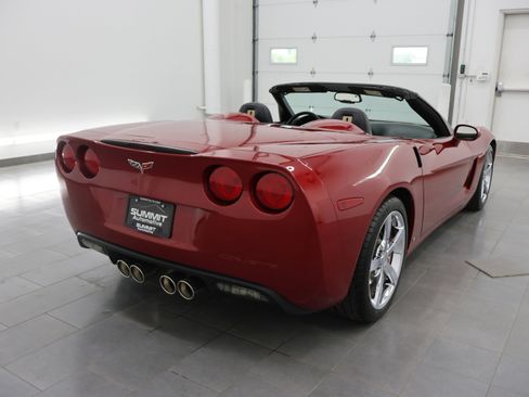 Used 2008 Chevrolet Corvette Convertible w/ Preferred Equipment Group RWD image 41