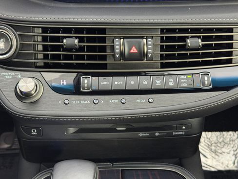 Used 2018 Lexus LS 500 AWD image 31