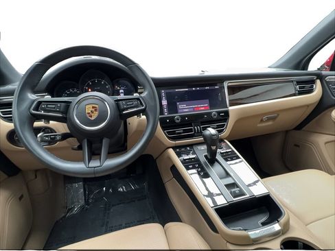 Used 2023 Porsche Macan Turbo AWD/4WD image 35