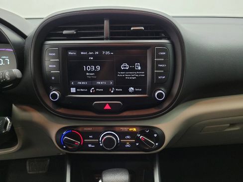 Used 2023 Kia Soul LX image 25