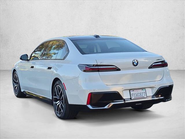 Certified 2025 BMW i7 xDrive60 AWD/4WD image 8