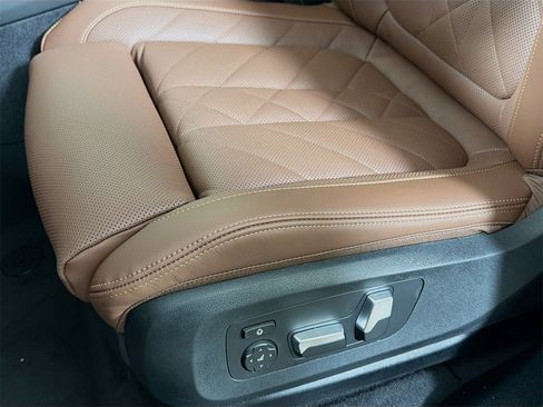 New 2026 BMW X5 xDrive50e w/ M Sport Package image 23