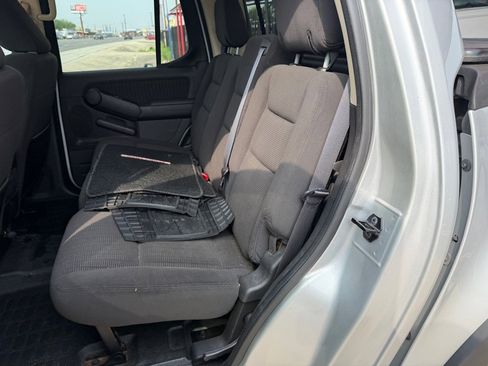 Used 2010 Ford Explorer Sport Trac XLT RWD image 31