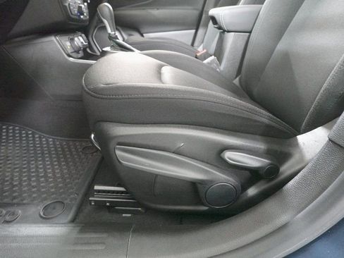 Used 2023 Jeep Renegade Latitude image 10