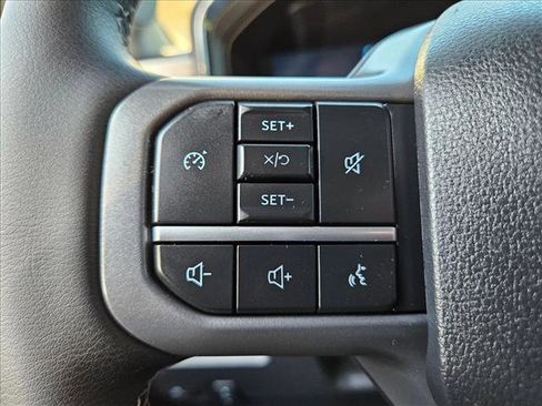 Used 2025 Ford F250 Lariat w/ Chrome Package image 12