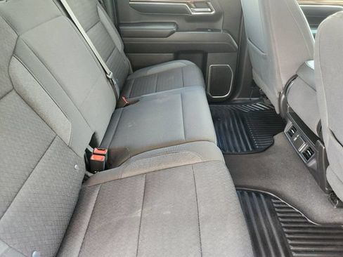 Used 2023 Chevrolet Silverado 1500 LT AWD/4WD image 31