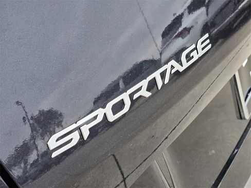 New 2026 Kia Sportage SX image 7
