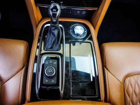 Certified 2024 INFINITI QX80 Sensory image 20