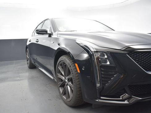 Used 2025 Cadillac CT5 V w/ Platinum Package AWD/4WD image 36