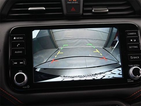 New 2025 Nissan Versa SR w/ Trunk Package image 22