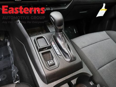 Used 2024 Chevrolet Colorado W/T RWD image 13