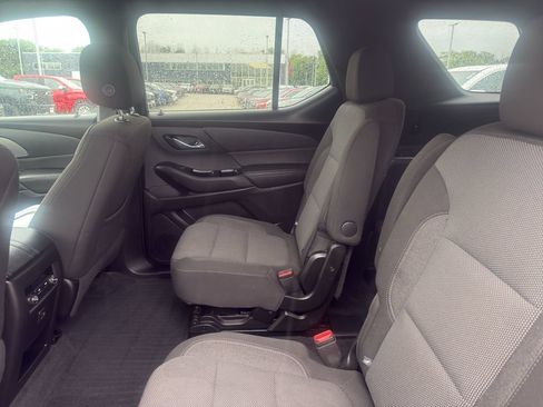 Certified 2023 Chevrolet Traverse LT AWD/4WD image 33