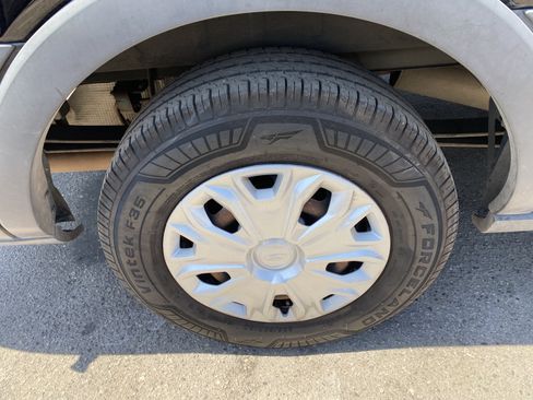 Used 2018 Ford Transit 350 XLT RWD image 22