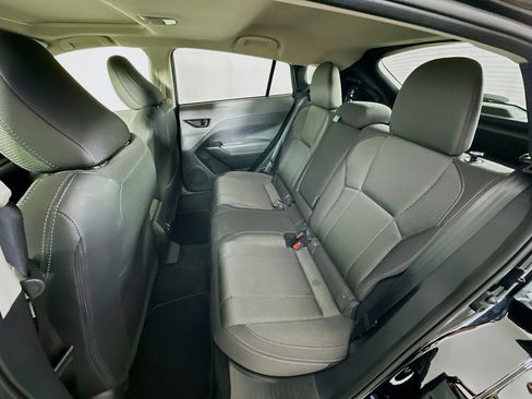 Used 2024 Subaru Crosstrek 2.0i Premium image 27