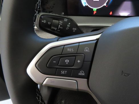 New 2025 Volkswagen Tiguan S image 14