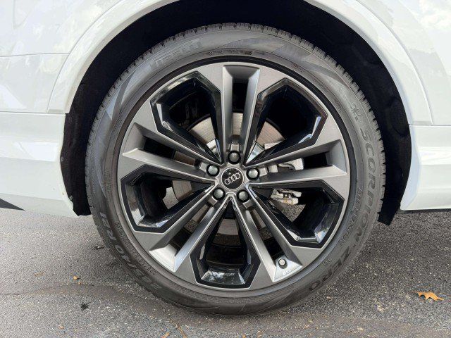 Certified 2025 Audi Q7 3.0T Premium Plus w/ Premium Plus Package AWD/4WD image 34