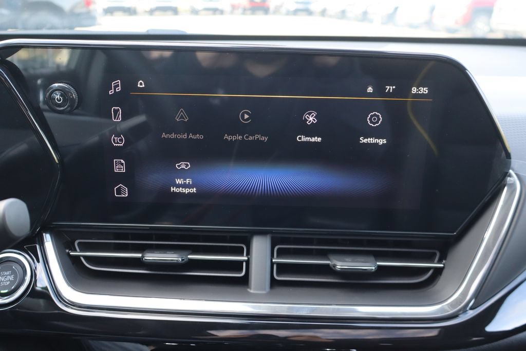 New 2026 Chevrolet Trax ACTIV w/ Sunroof Package FWD image 11