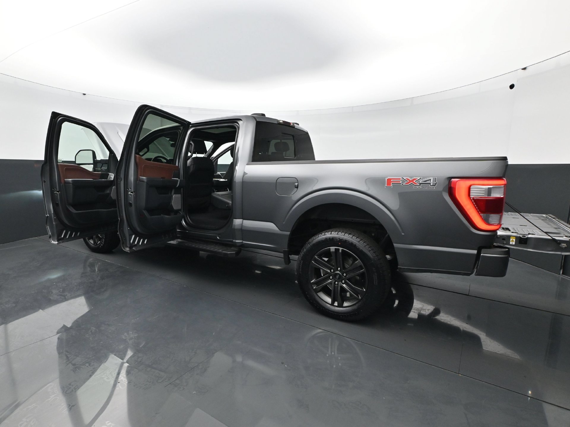 Used 2023 Ford F150 Lariat w/ Equipment Group 502A High AWD/4WD image 33